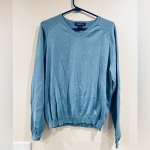 🔥Brooks Brothers V neck sweater🔥